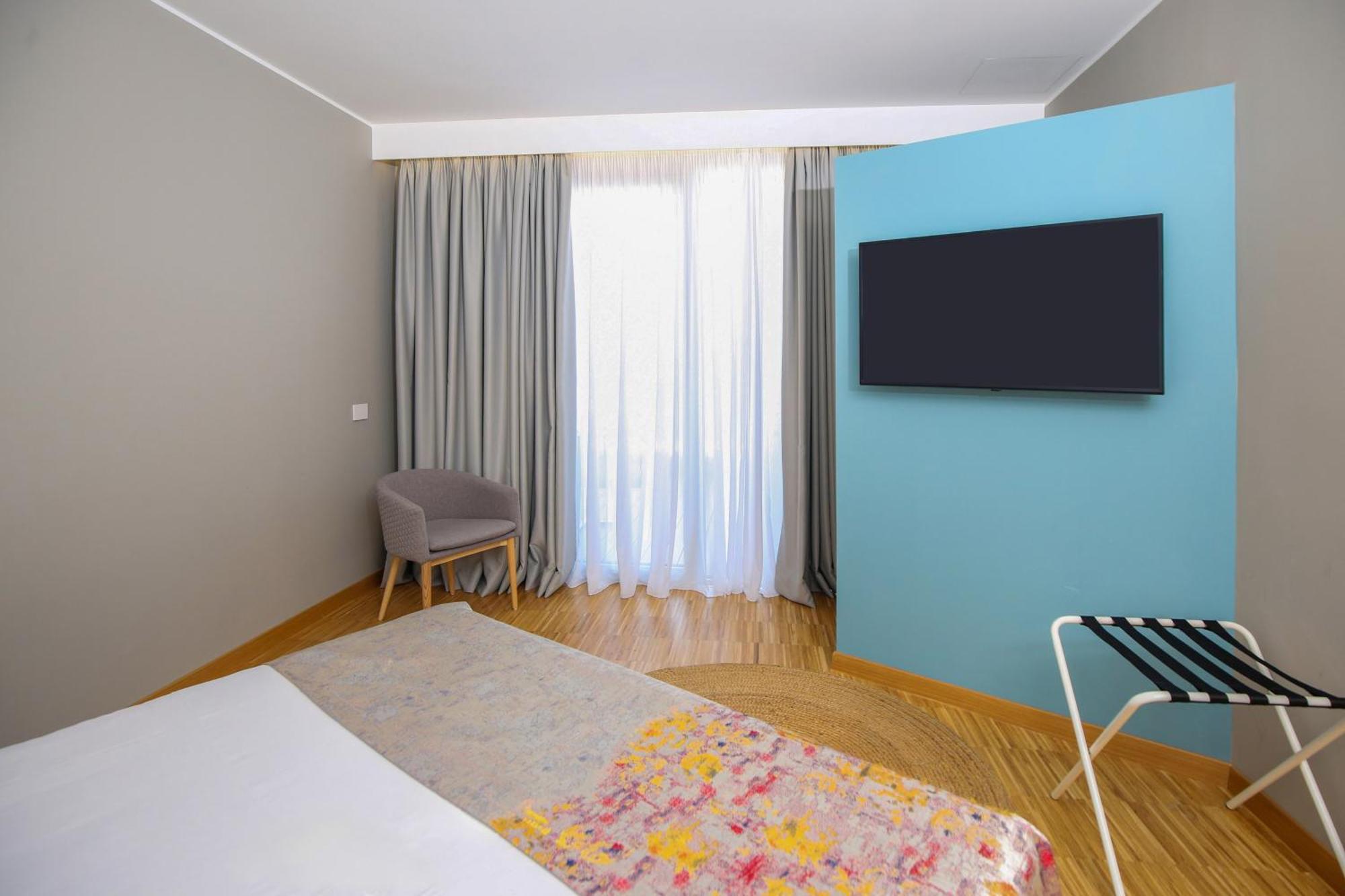 Hotel Vlora Priam, Affiliated By Melia מראה חיצוני תמונה