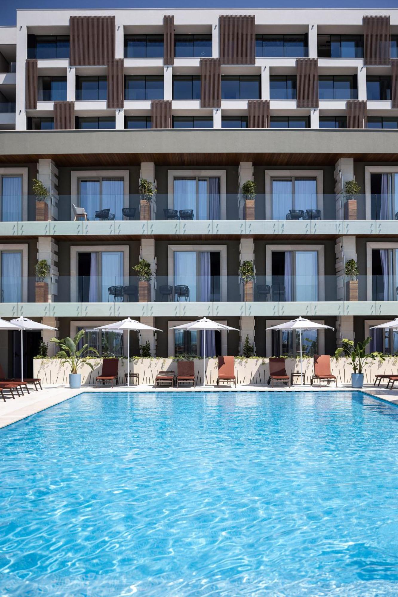 Hotel Vlora Priam, Affiliated By Melia מראה חיצוני תמונה