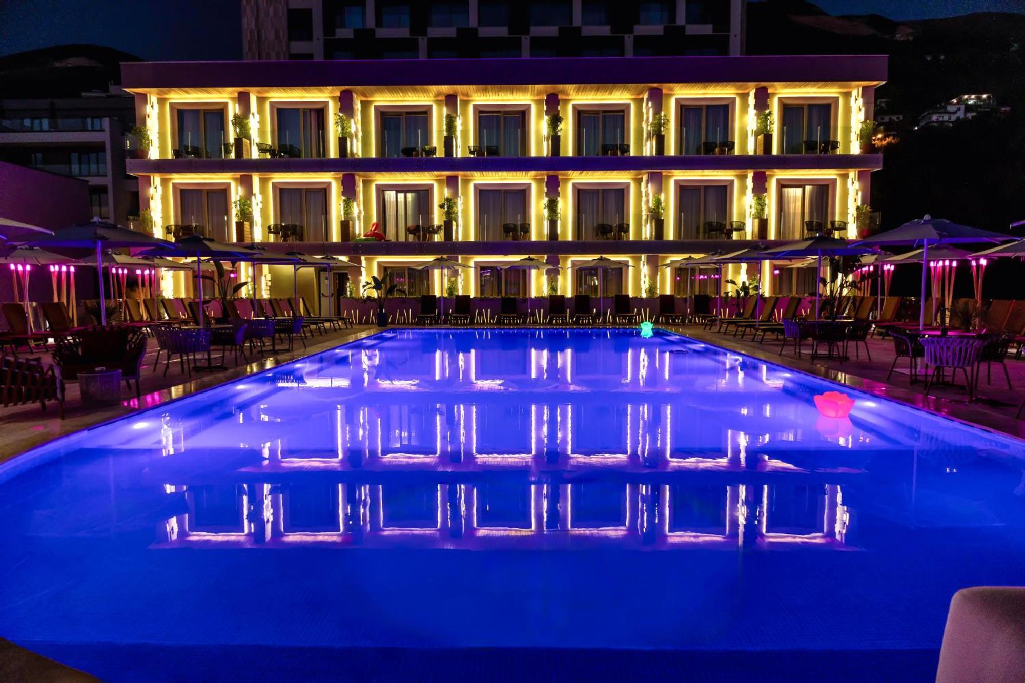 Hotel Vlora Priam, Affiliated By Melia מראה חיצוני תמונה