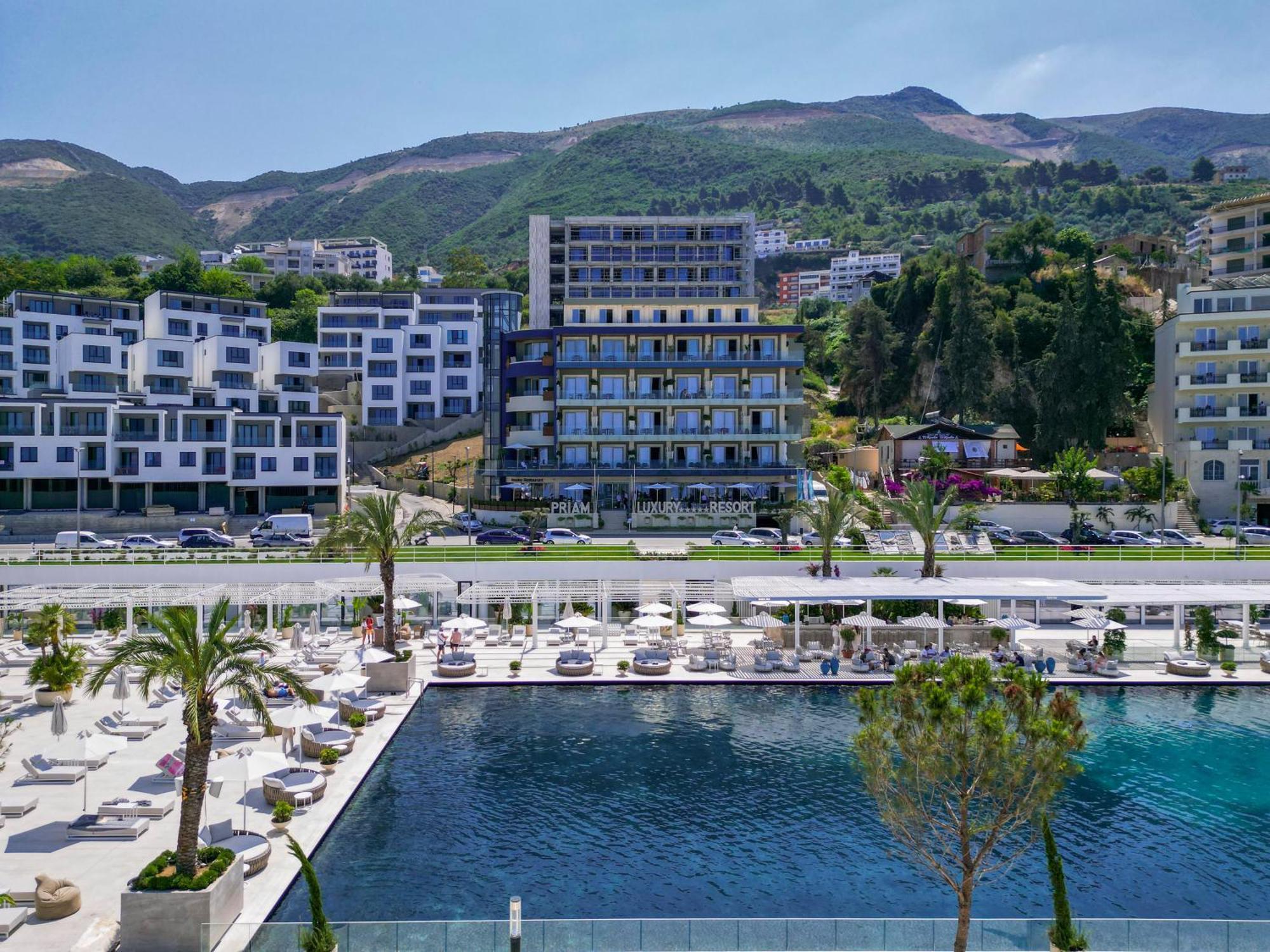 Hotel Vlora Priam, Affiliated By Melia מראה חיצוני תמונה